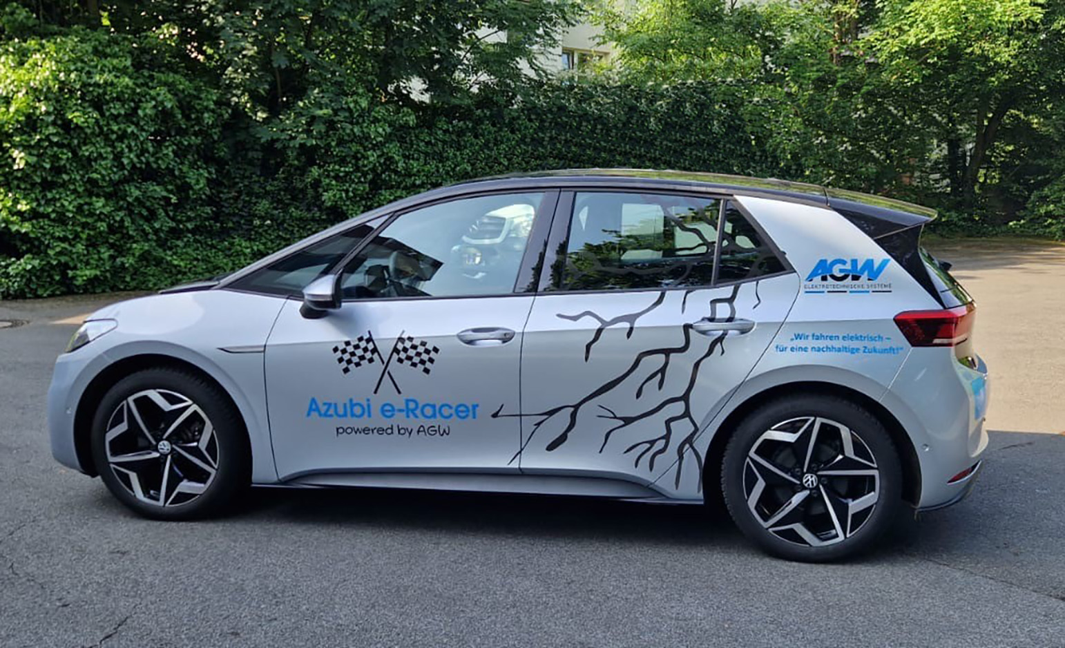 AGW Azubi e-Racer Mitarbeiterfahrzeug